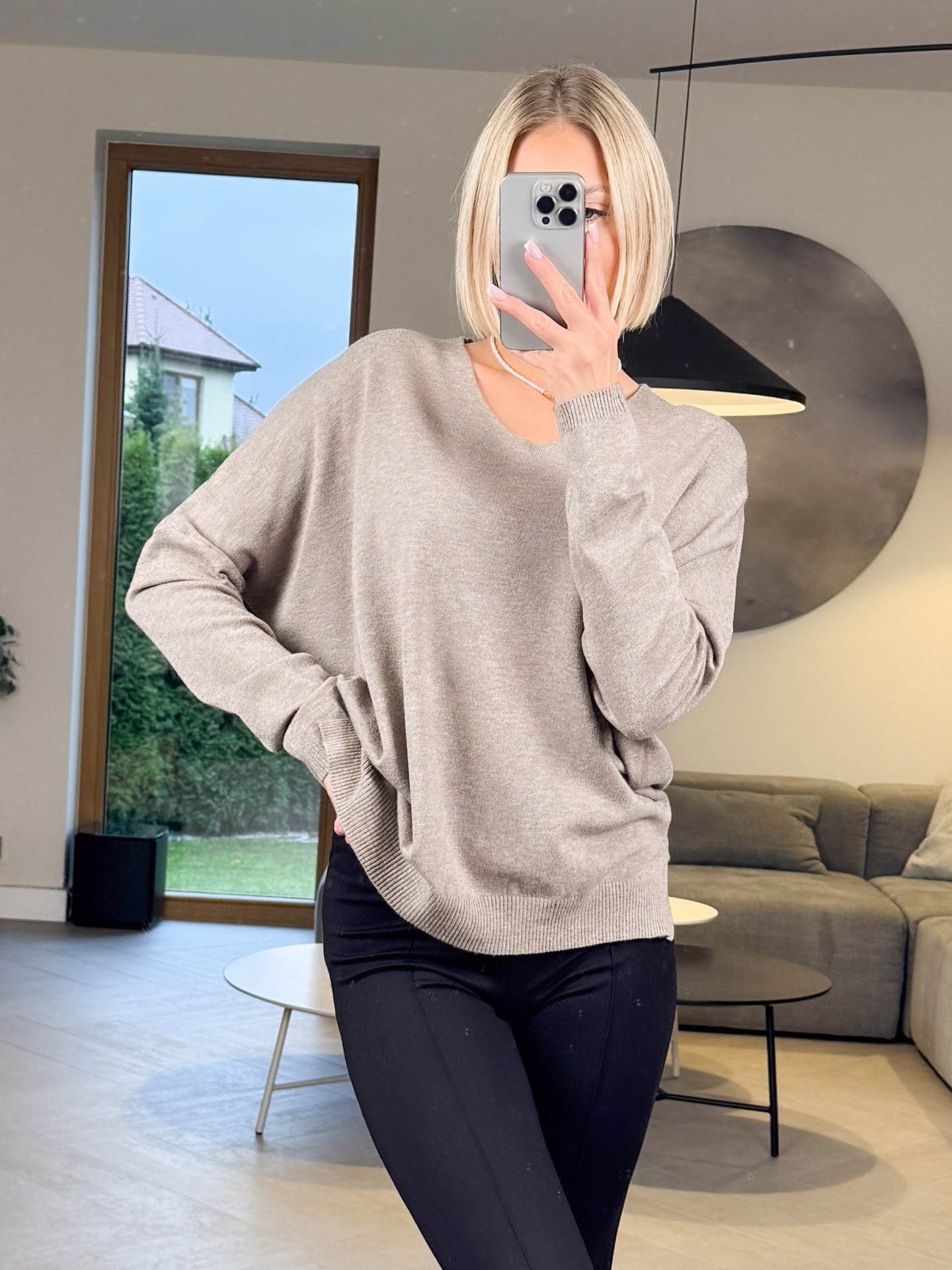 Sweter Taupe Pull V