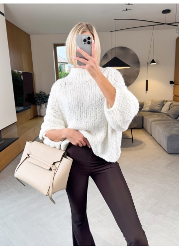 Sweter Kremowy Bliss