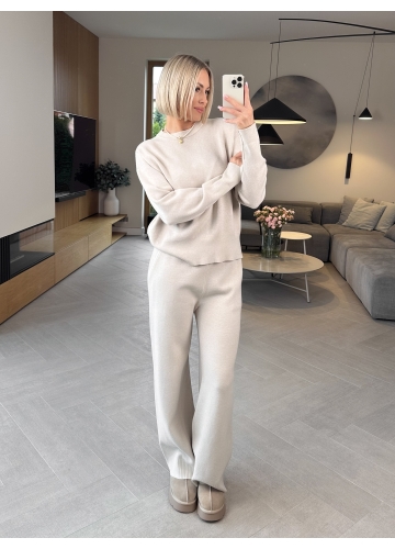 Komplet Sweterkowy Beżowy Selez