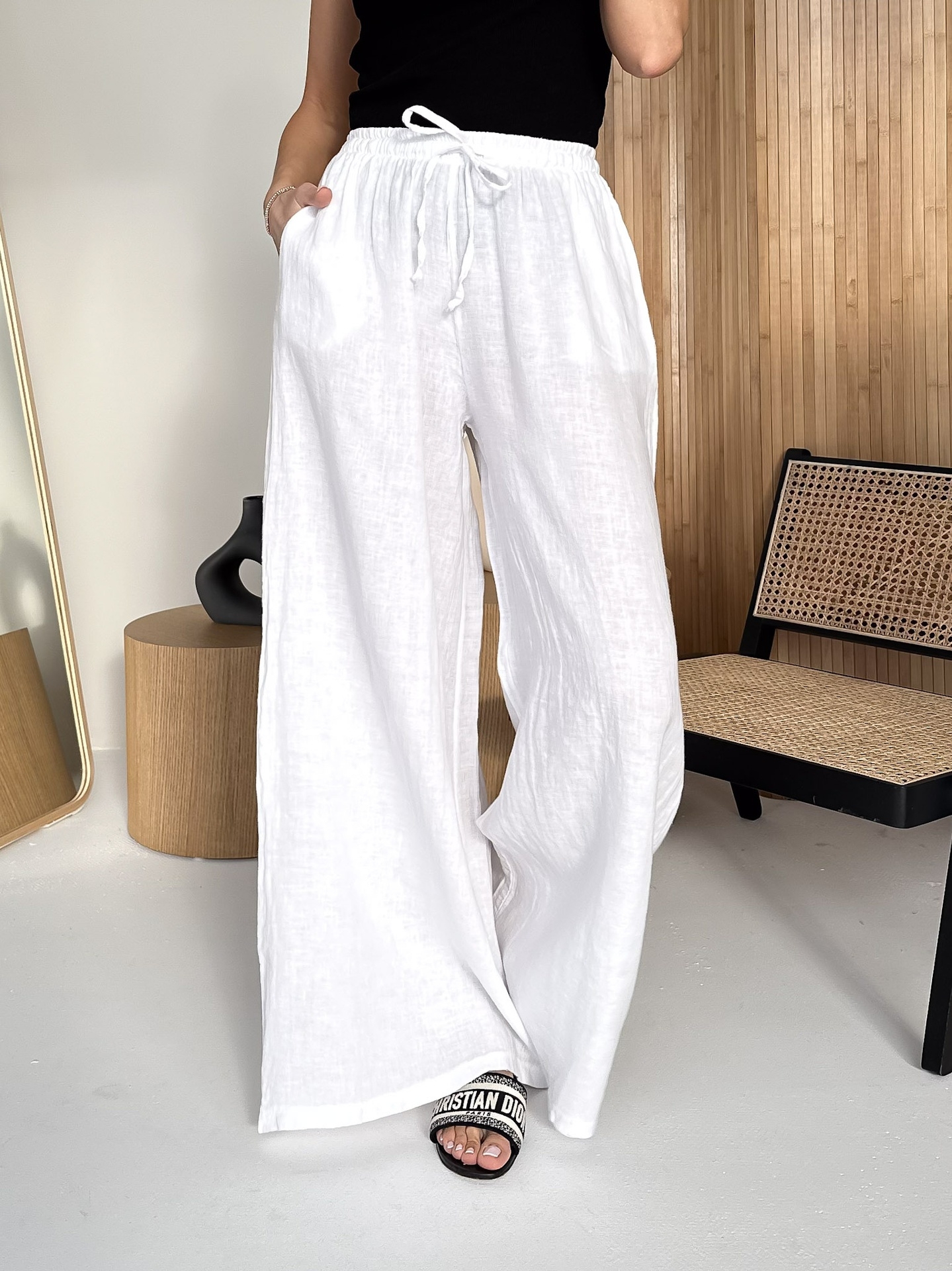 Spodnie Adido Linen White
