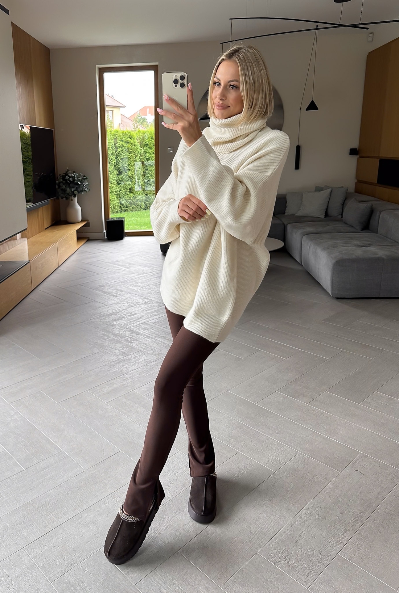 Sweter Kremowy Maxi1