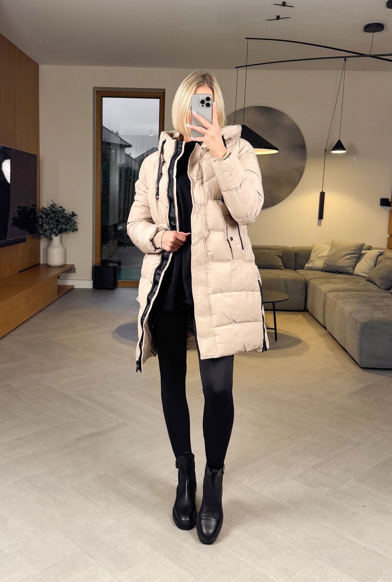 Kurtka Beżowa Happy 3