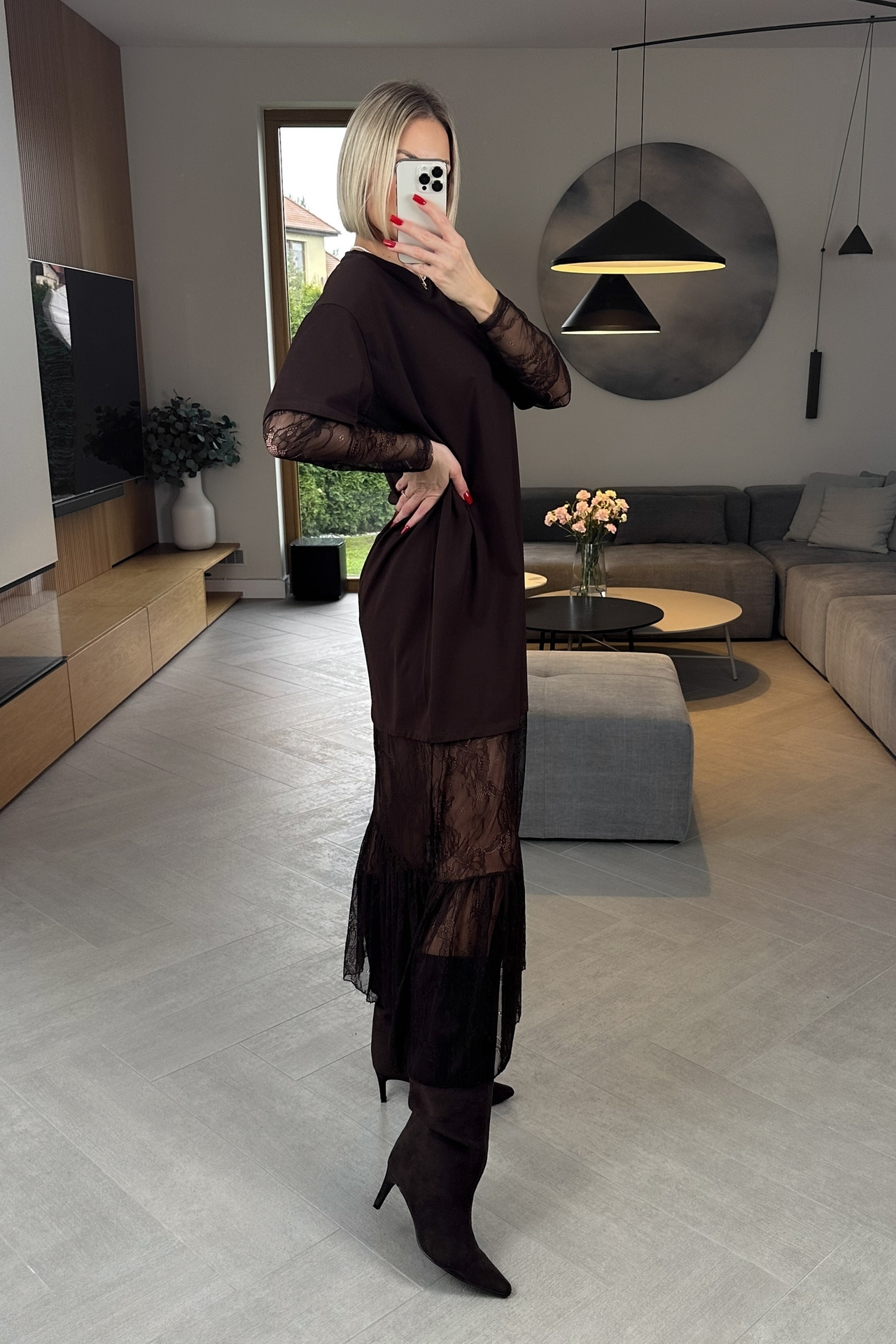 Sukienka Brązowa Maxi z Koronką 3