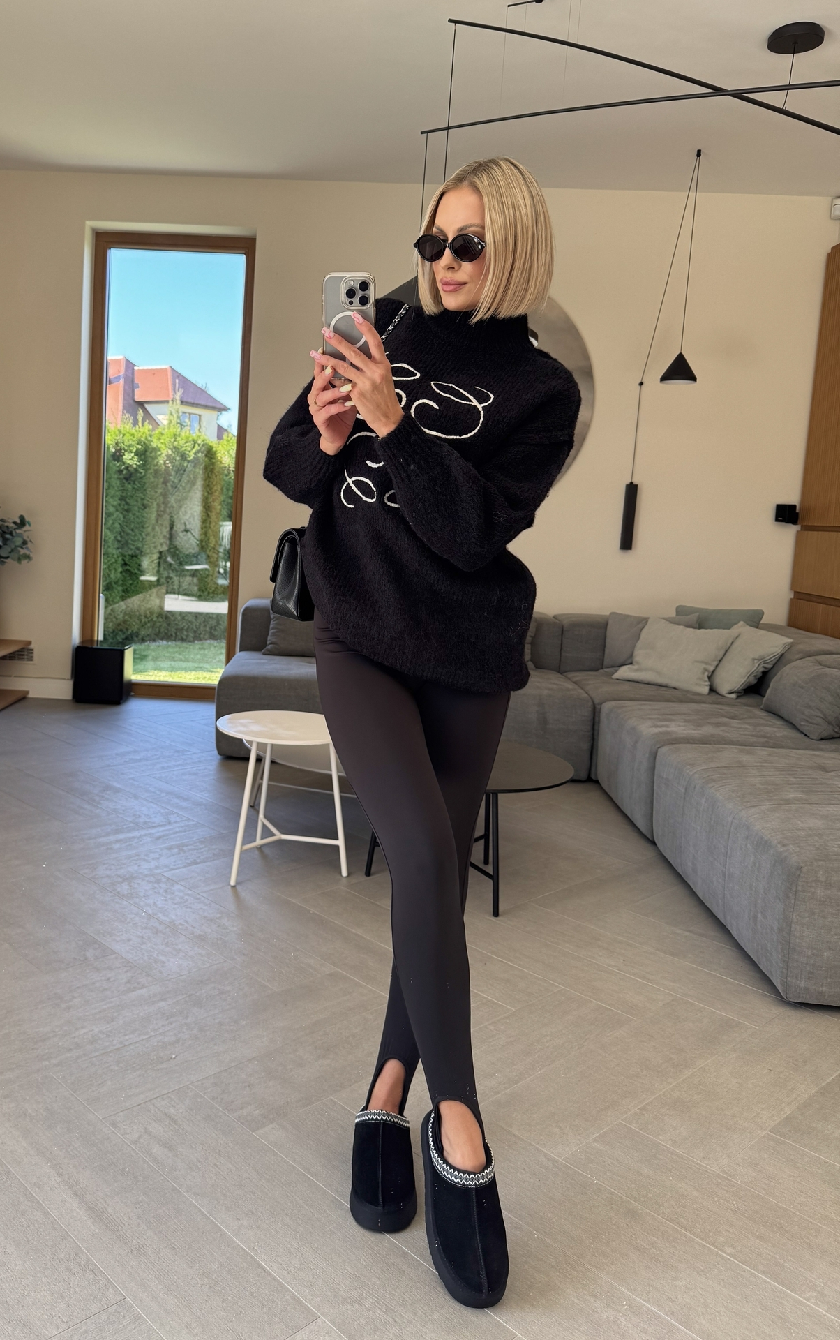 Legginsy z Zapiętką Czarne Lara 4
