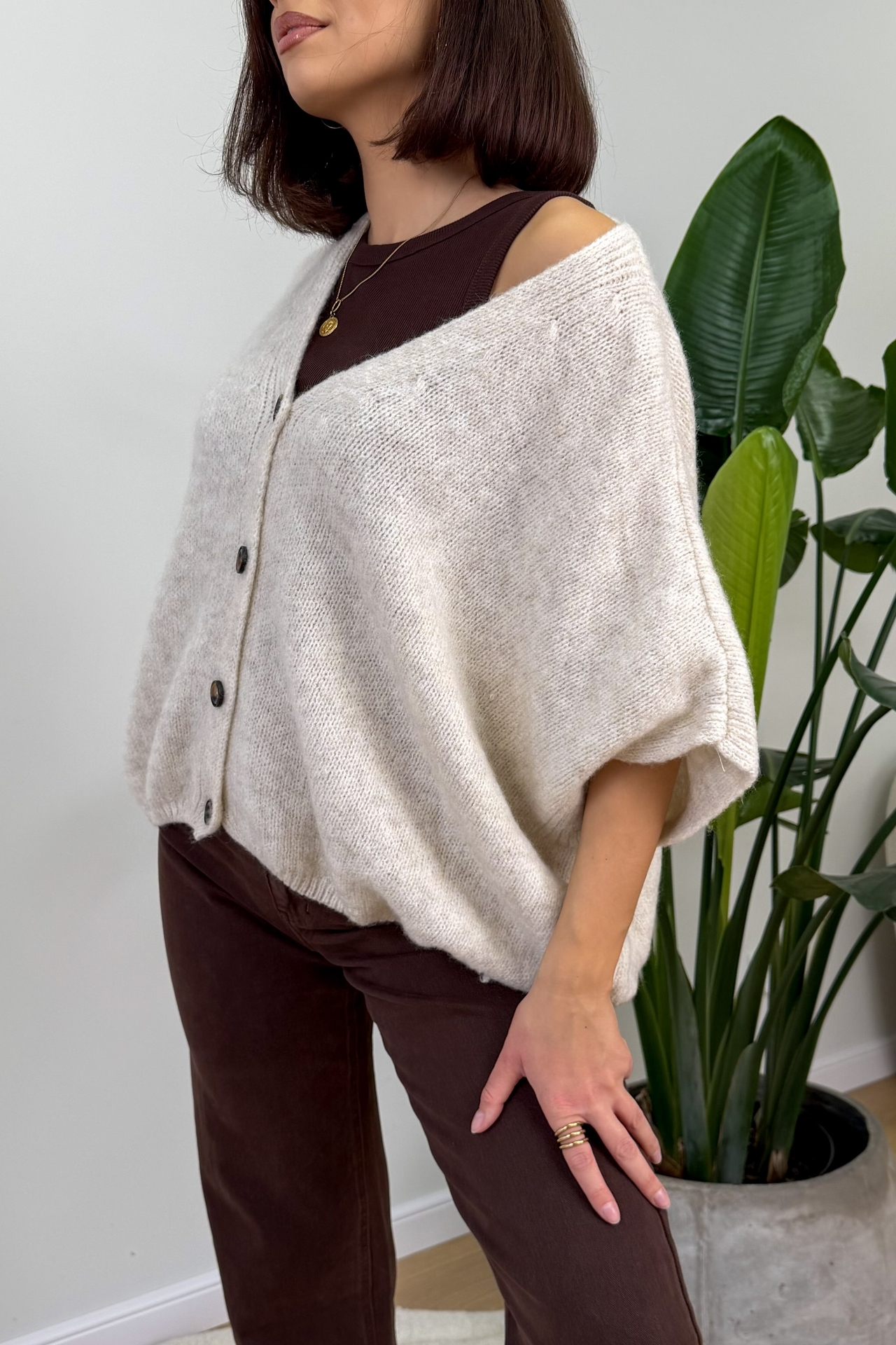 Krótki Kardigan Beżowy Este5