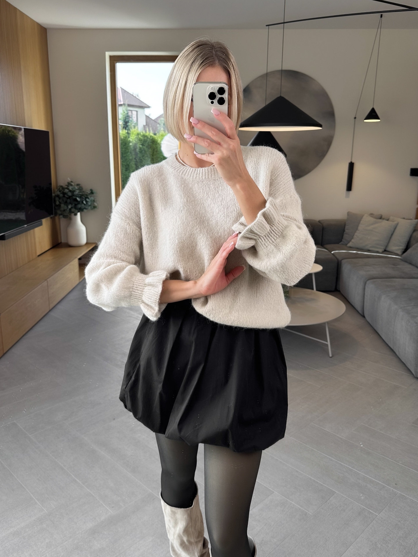 Spódniczka Czarna Bombka 1