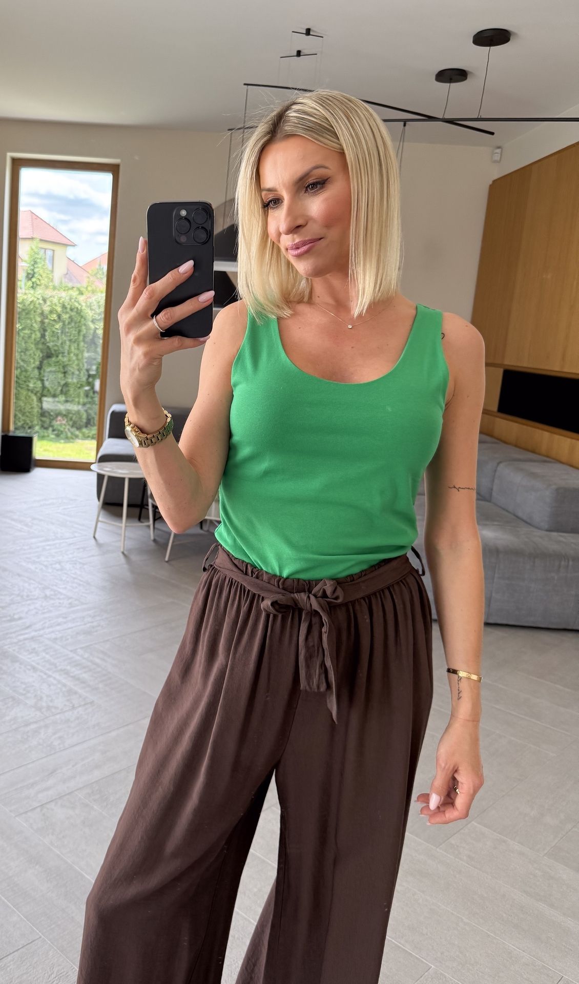 Top Zielony Ara 1