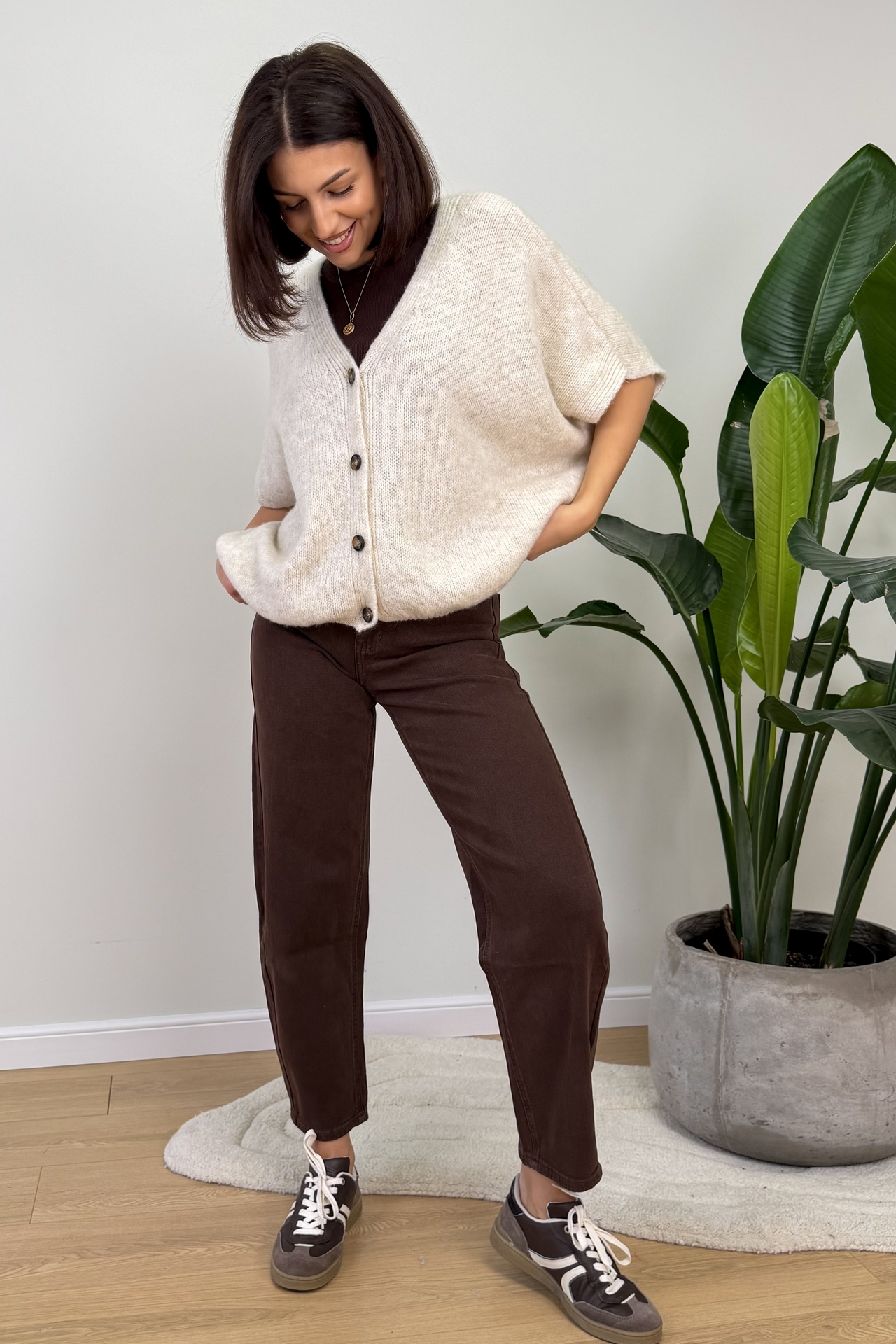 Krótki Kardigan Beżowy Este4