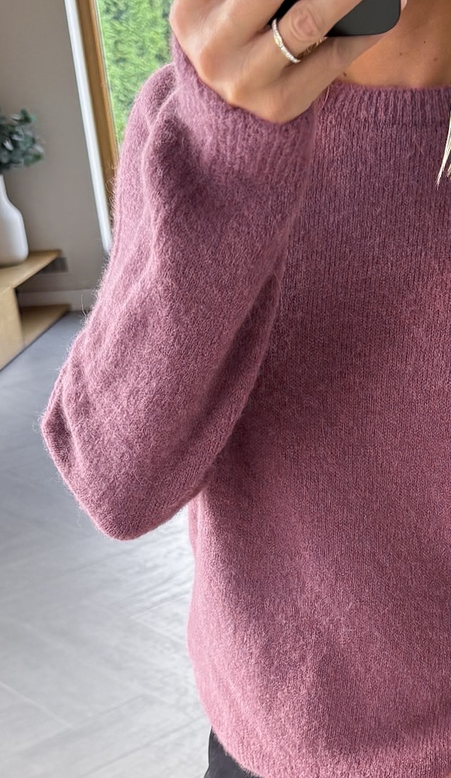 Sweter Brudny Róż Bella3