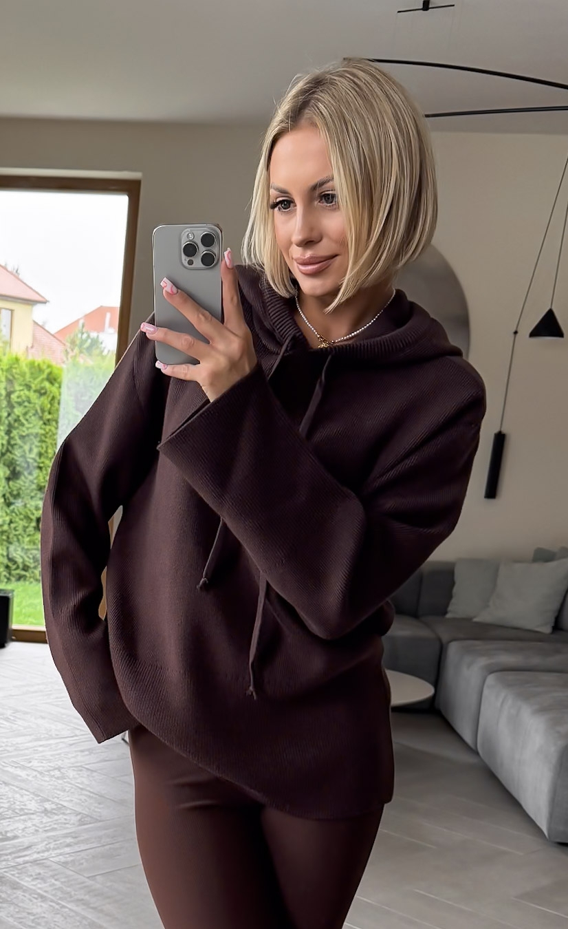 Sweter Brązowy z Kapturem Kazak1