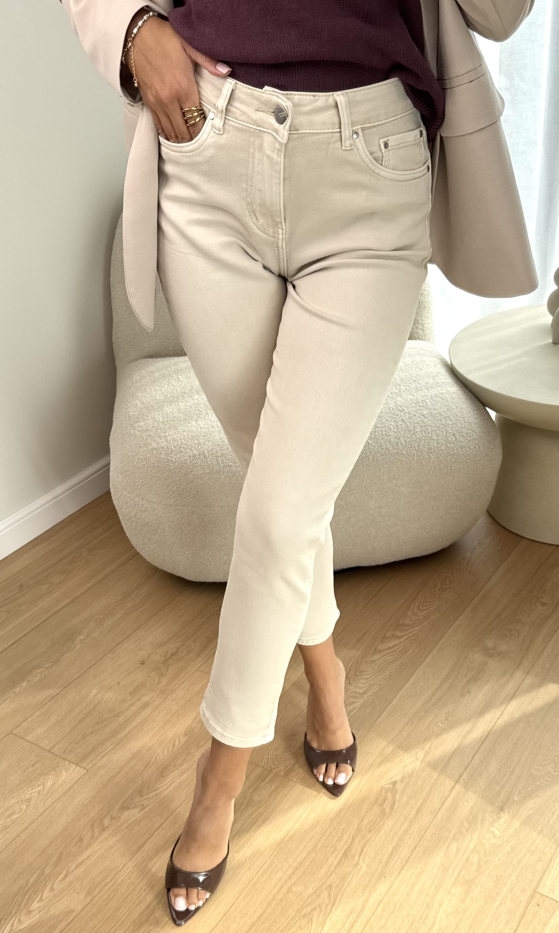 Spodnie Kremowe Mom Fit 2