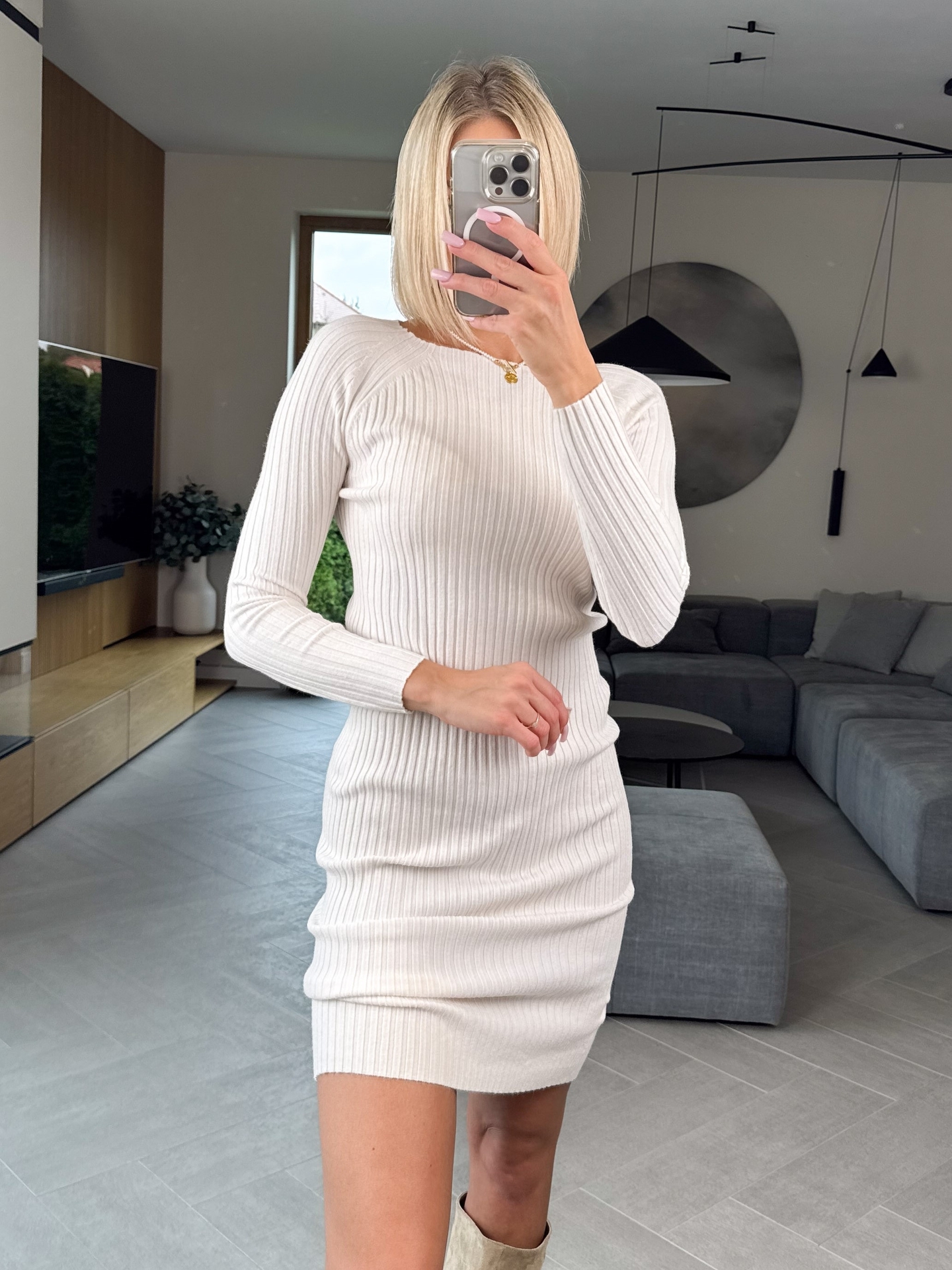 Sukienka Kremowa Moana 2