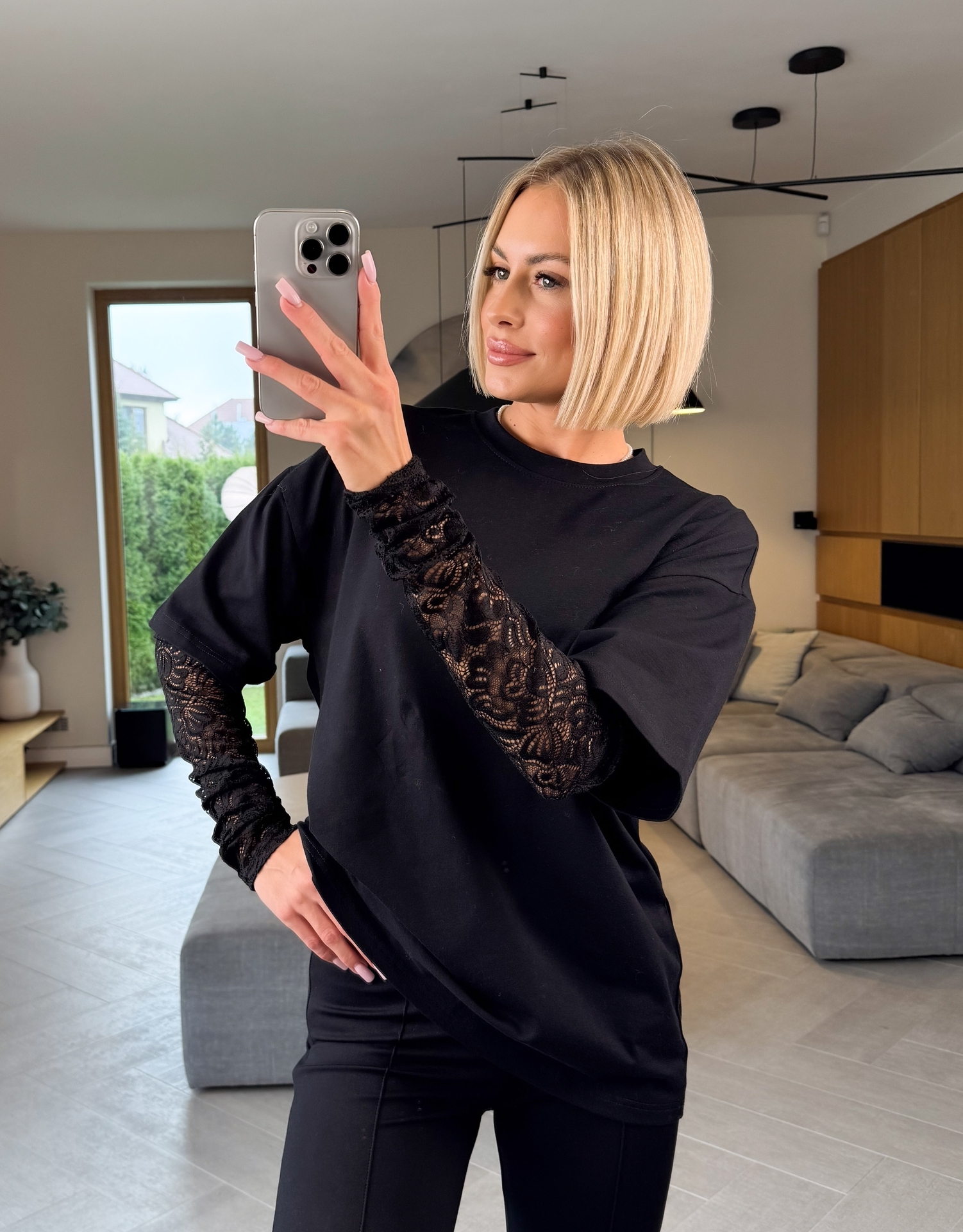 Bluzka Czarna Rae 1