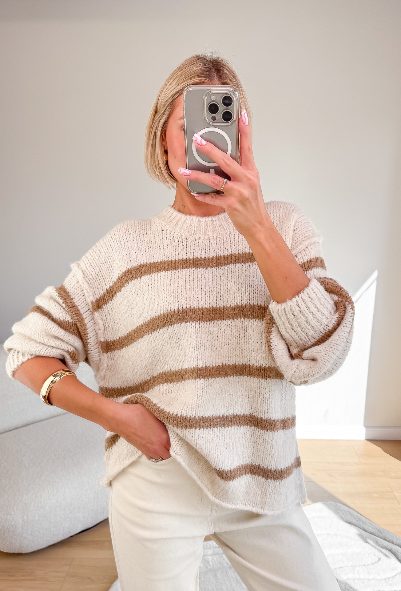 Sweter w Paski Kremowy Namo2