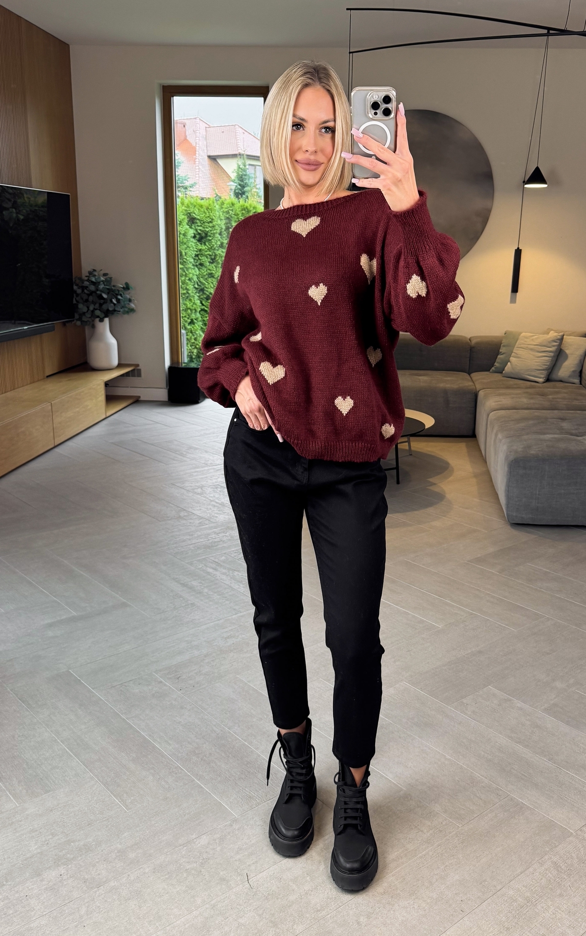 Sweter Bordowy w Serca 3