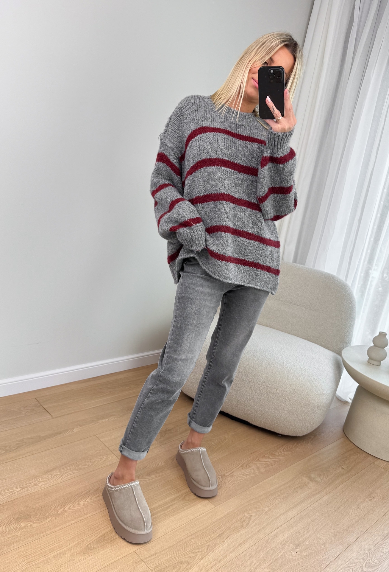 Sweter w Bordowe Paski Namo2