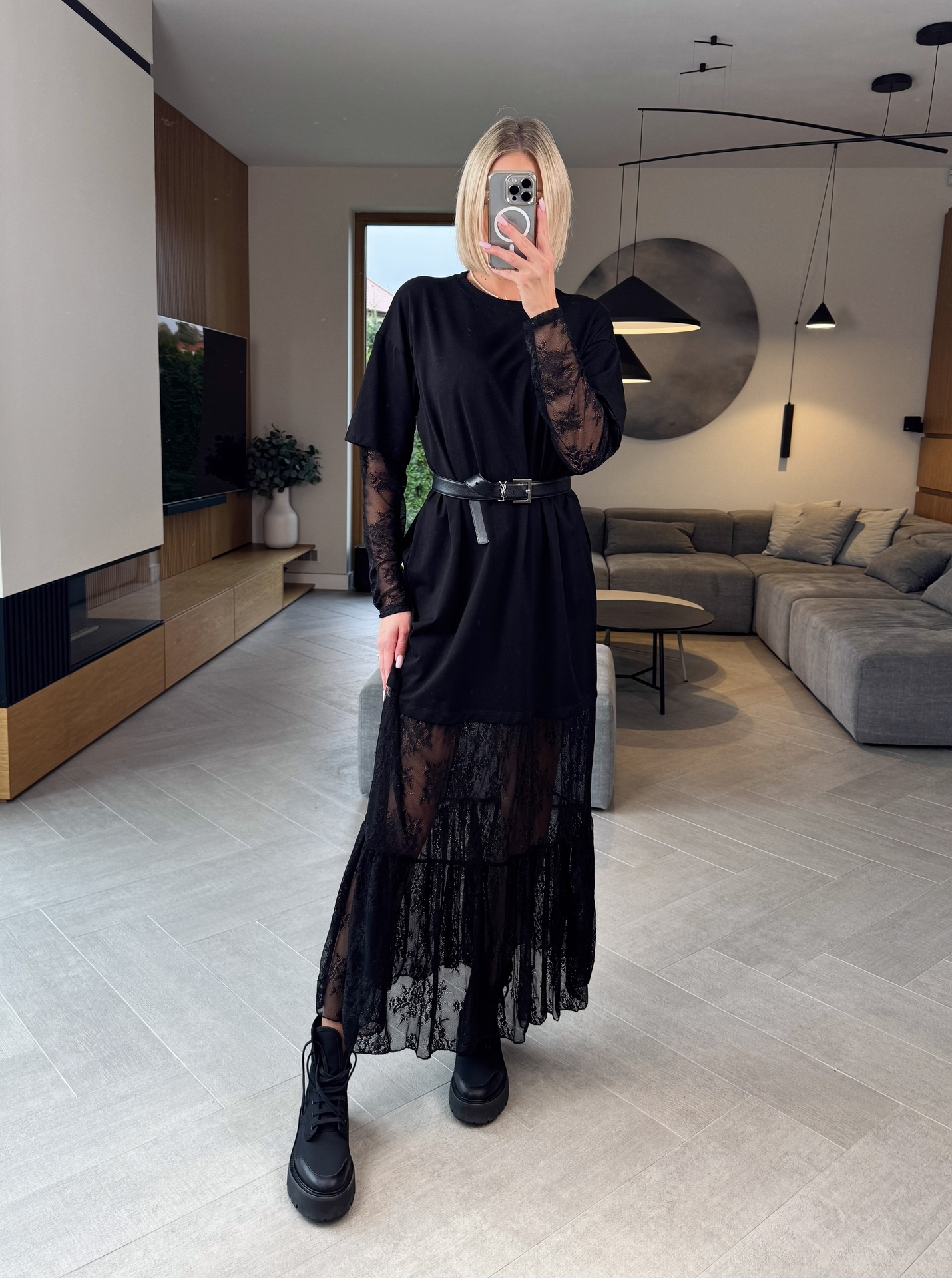 Sukienka Czarna Maxi z Koronką 3