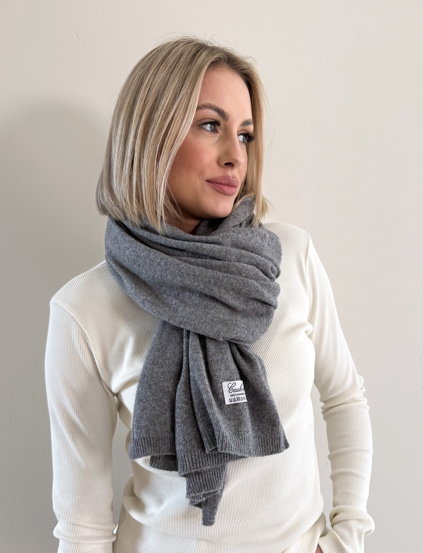 Szalik Grafitowy Cashmere 3