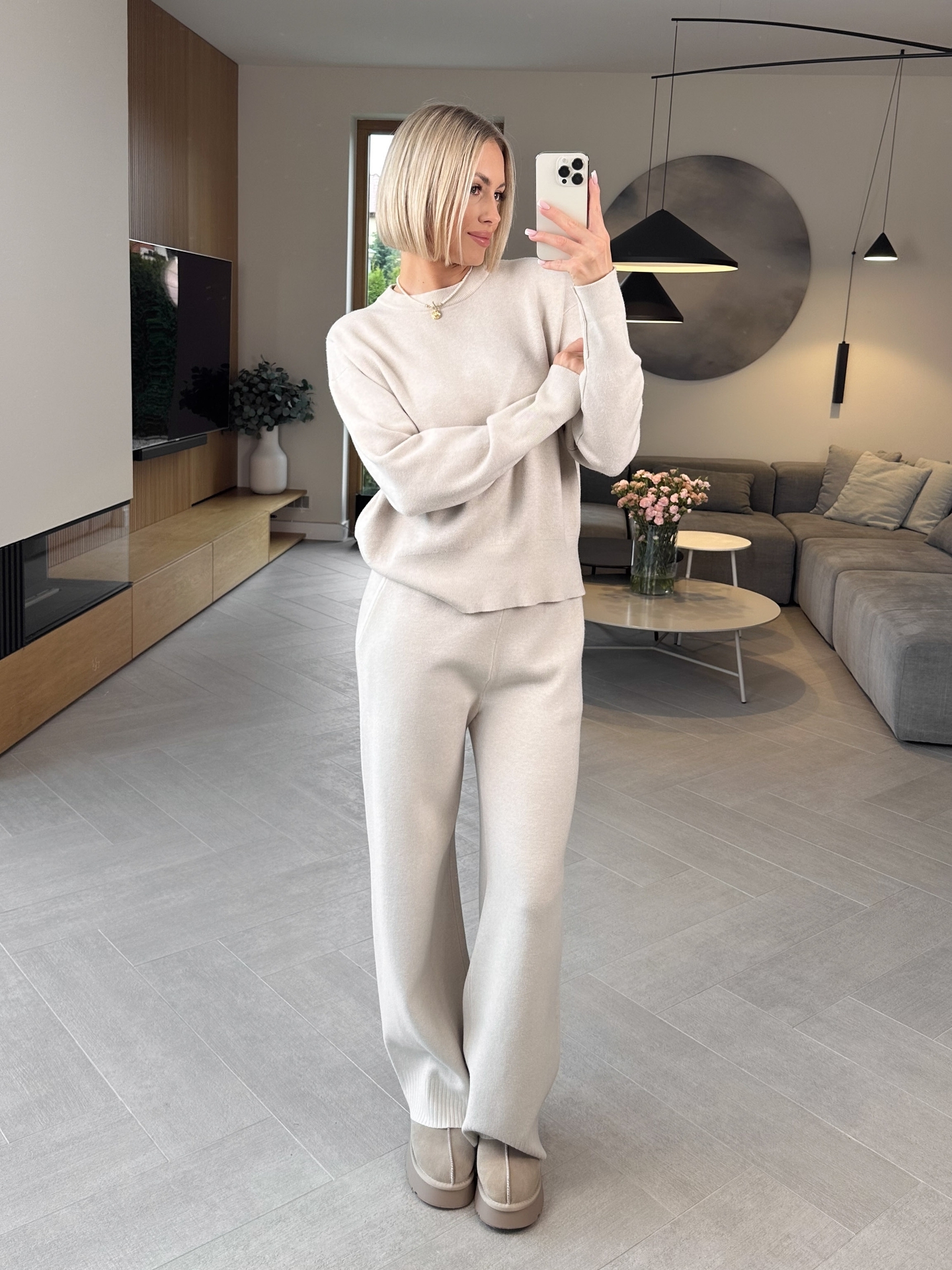 Komplet Sweterkowy Beżowy Selez 3