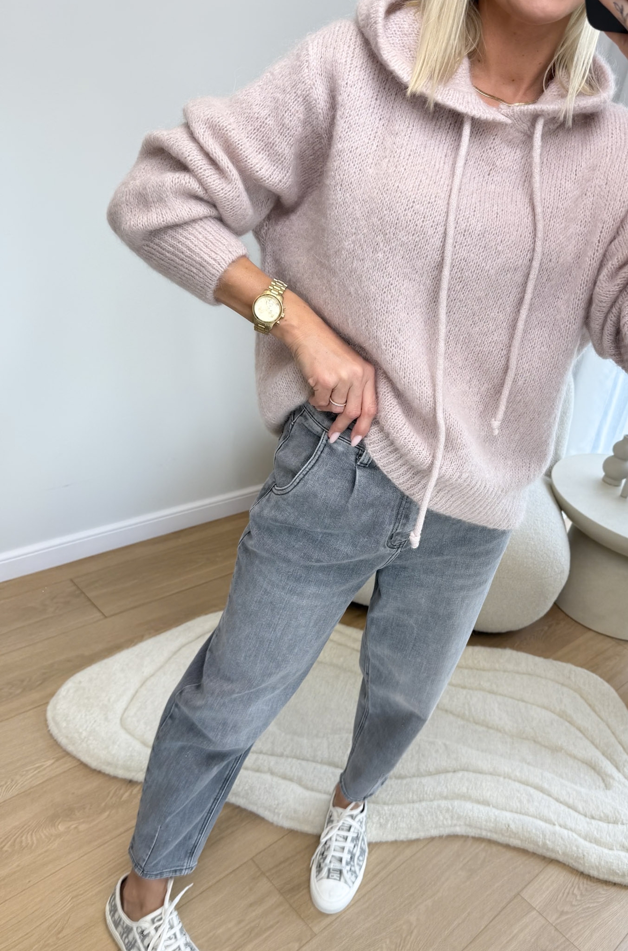 Sweter z Kapturem Pudrowy Res4