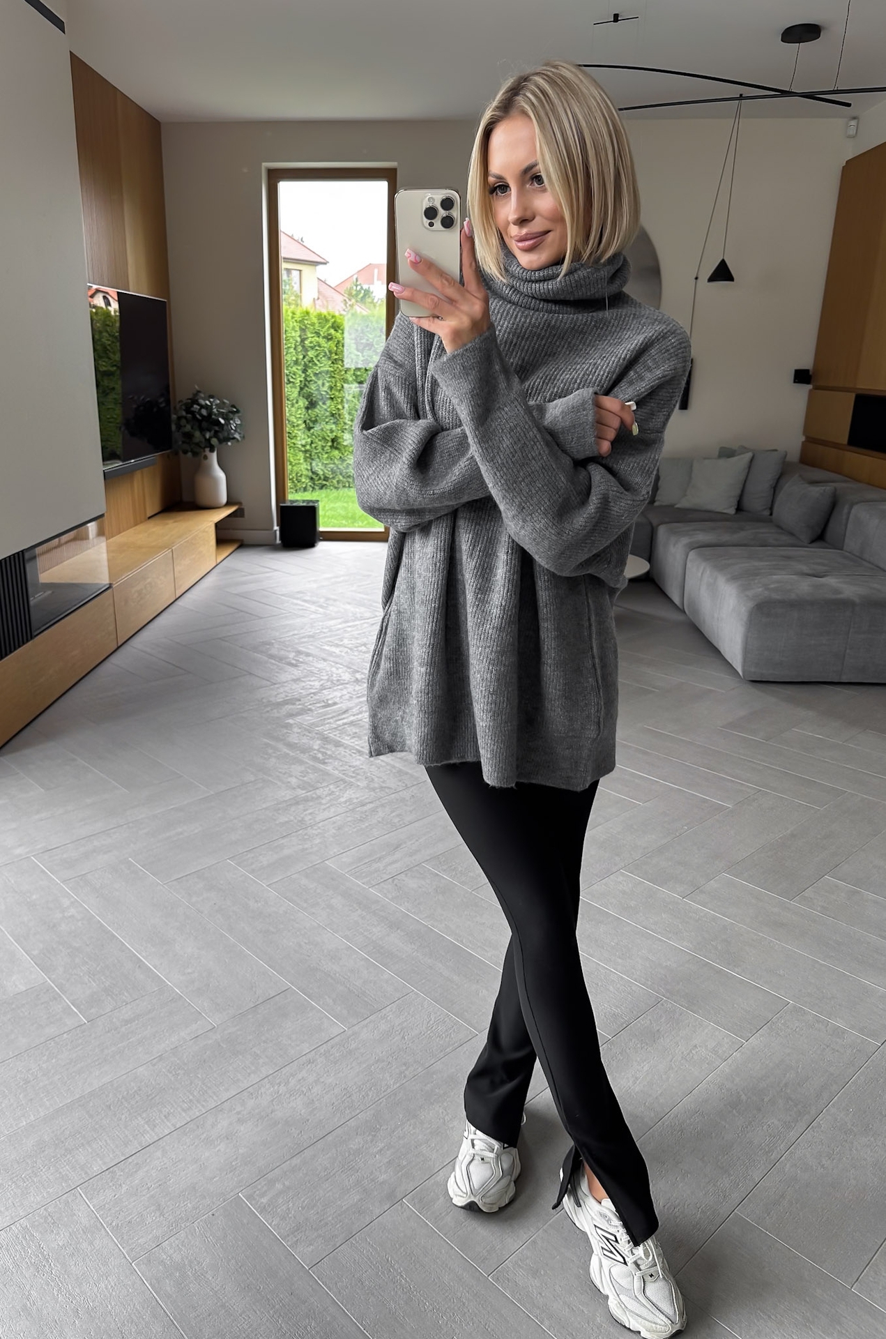 Sweter Grafitowy Maxi2