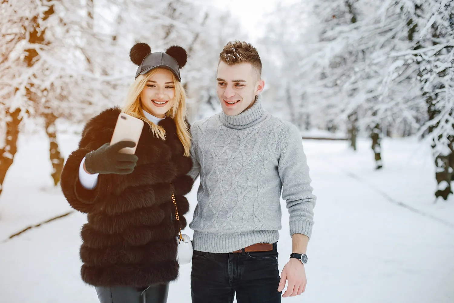 Str&oacute;j na randkę zimą